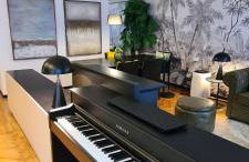 Exclusive top floor 2-bedroom flat - Photo 3