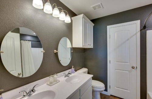 Madill Vacation Rental with Grill Near Lake Texoma! - Foto 14