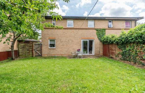 CONTRACTORS, Central MK, Free off street Parking, close to amenities, Managed by Chique Properties Ltd - Foto 14