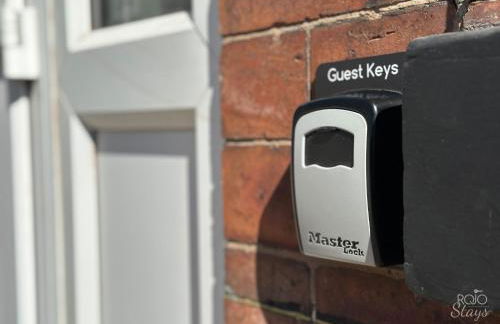 3 bedroom Leeds home for contractors & professionals with free Parking and Netflix nr motorway 5 mins to Royal Armouries - Foto 12