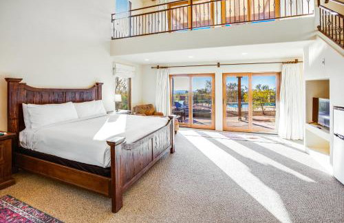 Serenity Oasis Estate - Photo 24