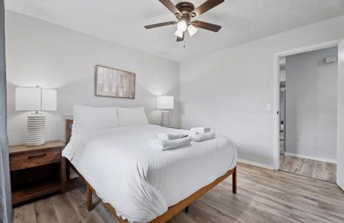 5BR Home Large Backyard Group-Friendly #12 - Foto 21