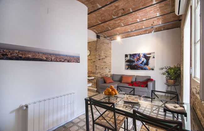 Happy People Gaudi Sant Pau - Foto 76