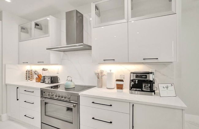 4BR w htd Pool Walk to Las Olas 5mins to Beach - Foto 11