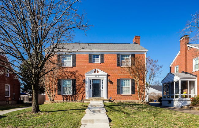 Spacious 6BR /2.5 Bath in Highlands! - Foto 23