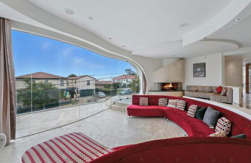 The Wave House! Custom Gem with Panoramic Views, Fire Pit, BBQ, Pool Table - Foto 55