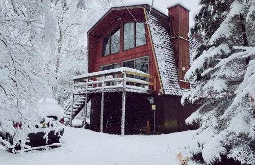 Designer Poconos Chalet I Ski, Skate, Lakes, Family-Friendly - Foto 1