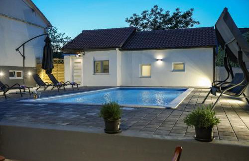 Casa Mia with Pool - Foto 22