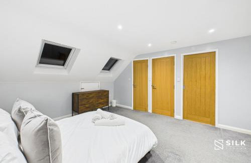 Refurbished 4-Bed, Open-Plan Living, Sleeps 10 - Foto 25