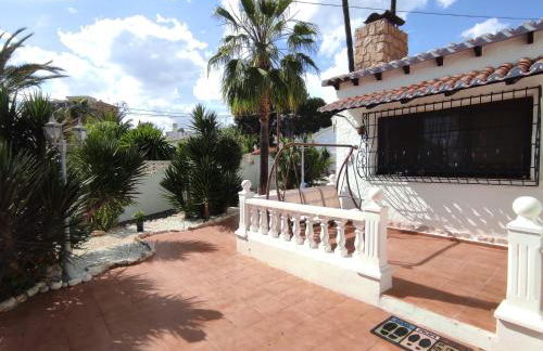 Villa con piscina a un paso de la playa - Photo 45