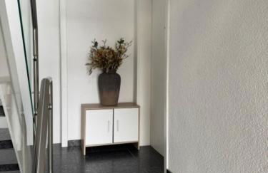 Moderne Erdgeschosswohnung und eigenem Garten für bis zu 4 Personen - Foto 10