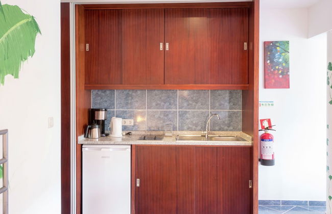 Upscale Villa With Swimming Pool and Terrace - Foto 9