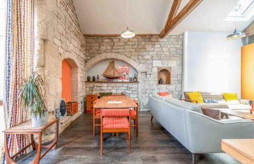 18th Century modern conversion with private parking - Foto 8