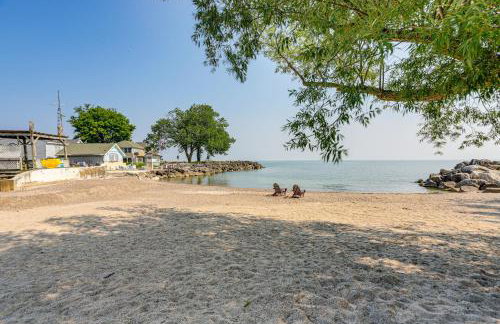 Walk to Private Beach Lake Erie Retreat with Yard! - Photo 3