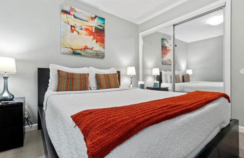 227-WIFI, New Paint, AMAZING Views, Close to BUCS stadium - Foto 5