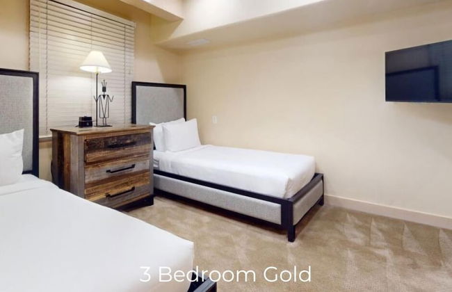 The Landmark - Photo 59