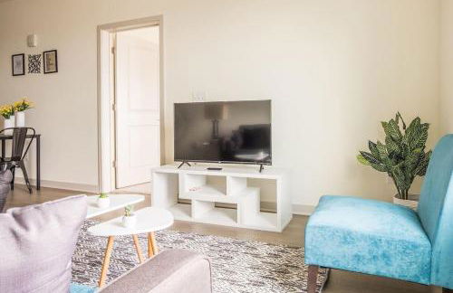 TWO Stunning Nulu CozySuites - Foto 4