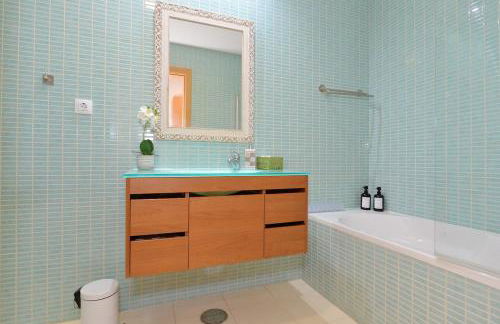 Seahorse Luxury Apartment with Pool and Seaview - Photo 6