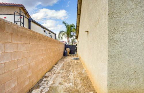 8 Mi to Beach Park Bakersfield Gem with Yard! - Photo 30