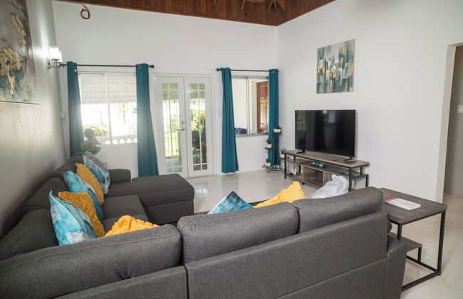 RVR Rentals - Photo 8