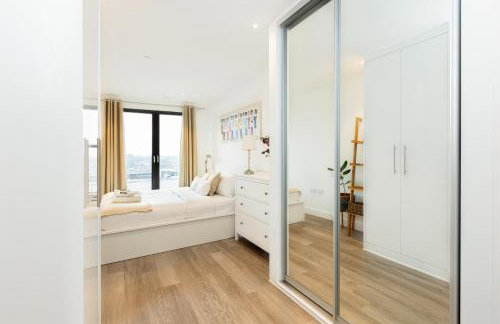 Modern New 2BR wViews & Balcony in Wandsworth - Foto 19