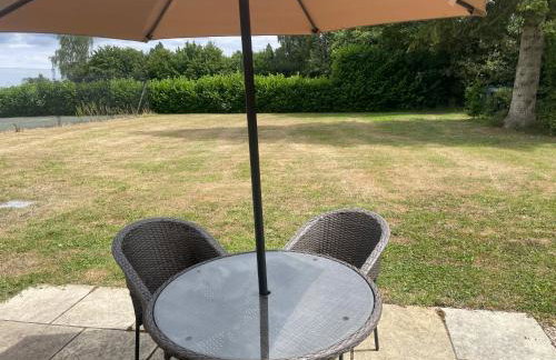 Luxury barn Retreat - sleeps 2-4, quiet location with parking - Foto 4