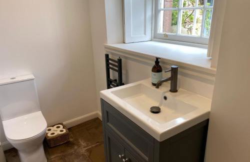 South Lodge with Hot Tub - Foto 26