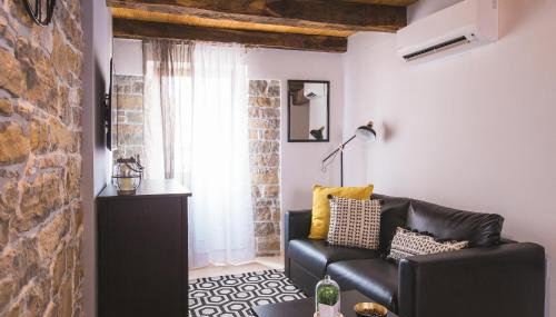 Lovely Apartment In Oprtalj With Wifi - Foto 2