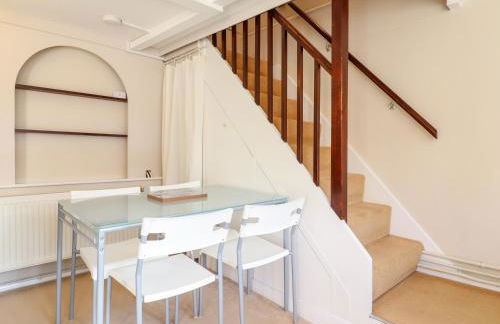 Vine Cottage - Photo 14