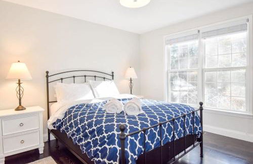 Newly Renovated Modern Pond Access - Foto 15