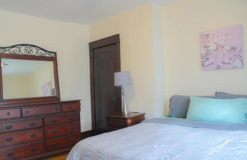 Comfy and Spacious 3 BR - Easy City Access - Foto 3