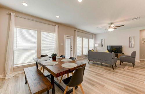 Charming Troy Escape Comfort Near Waco - Foto 11