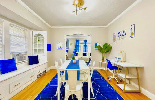 The Sapphire Haven - Your Old Brooklyn Oasis Awaits Families, Couples, Business Travelers Near Downtown With Parking, 300 MB WiFi & Self Check-In - Foto 21