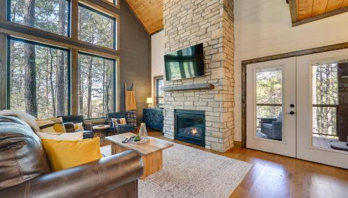 Serene Broken Bow Cabin with Hot Tub and Fire Pit! - Foto 5