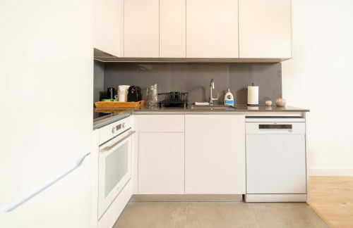 Malaga Sunset View Apartment - Photo 11