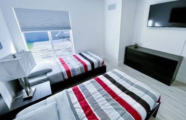 Modern Lux Home 3BR 2BA With Heated Pool - Foto 10