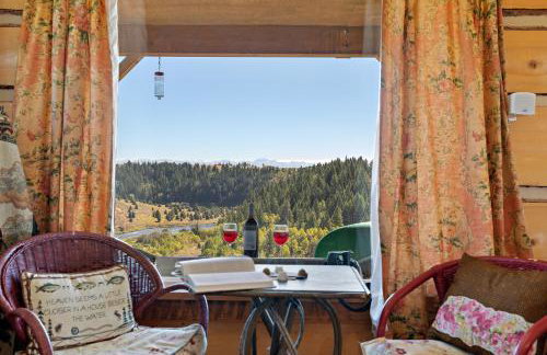 Lindas Perch by KABINO On Bank of Henrys Fork Mtn Views Fishing 6 acres Snake River WIFI - Foto 3