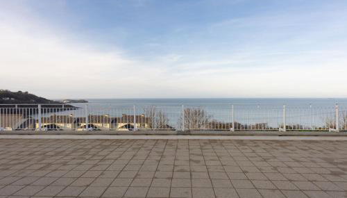 Bay View, Compass Point, Sea Views, Free Parking and WiFi - Foto 5