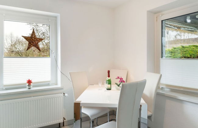 Serene Holiday Home in Naumburg near River - Foto 22