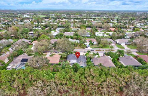 Pet Friendly Pool Home in River Reach of Naples FL - Photo 36