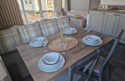 Serenity - Luxury Hot Tub, Sunnymede, Fantasy Island, Ramped Access, Parking, 2 dogs max - East Coast Holidays - Foto 17