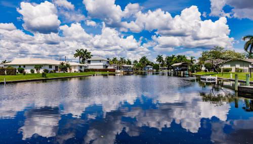 NEW! Dock Canal Family Home w/Pool & Gulf Access! - Foto 4