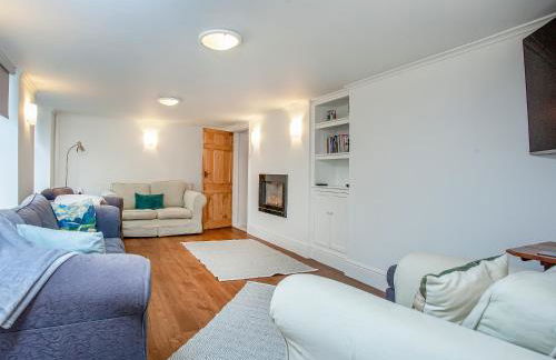 Barnhay Cottage - Photo 2