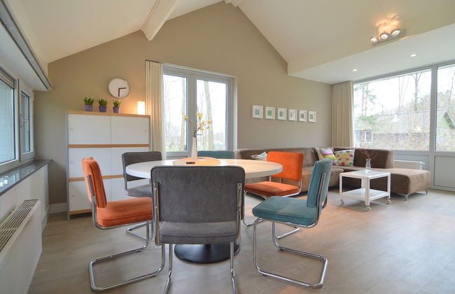 Inviting Holiday Home in Stramproy With Terrace - Photo 25