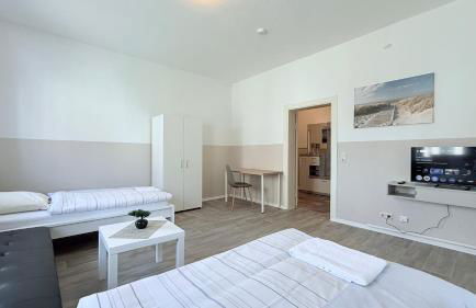 Komfortable Apartments Neumünster Zentrum perfekt für Beruf & Handwerk - Photo 1