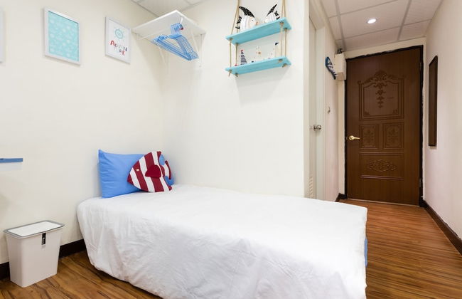 Blue sky Taipei - Photo 38