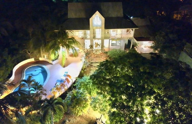 Ocean View Sai, Five Bedroom Holiday Home - Foto 1