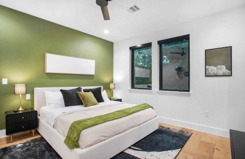 Full Duplex ATX Modern Creekside Retreat 2 Pools - Foto 57