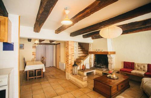 "Charmante maison de ville" au coeur de la cité médiévale - Foto 10