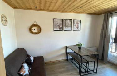 Risoul 1850 studio Résidence LesFlorins2 pour 4 pers avec accès direct sur les pistes - Foto 3